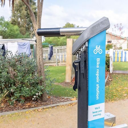 Nrma Bairnsdale Riverside Holiday Park ภายนอก รูปภาพ