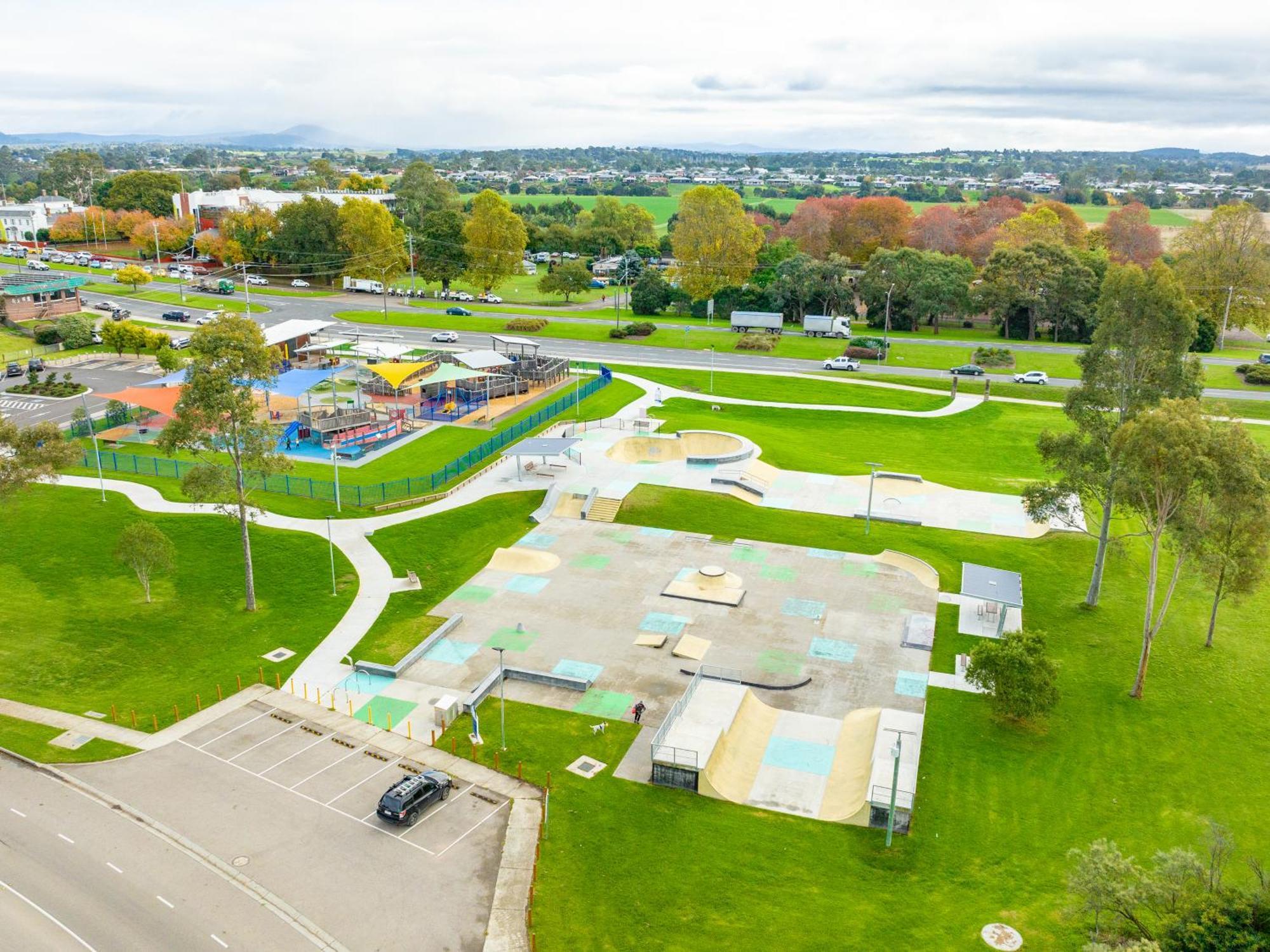 Nrma Bairnsdale Riverside Holiday Park ภายนอก รูปภาพ